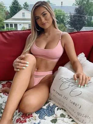 Model Escorts in munirka